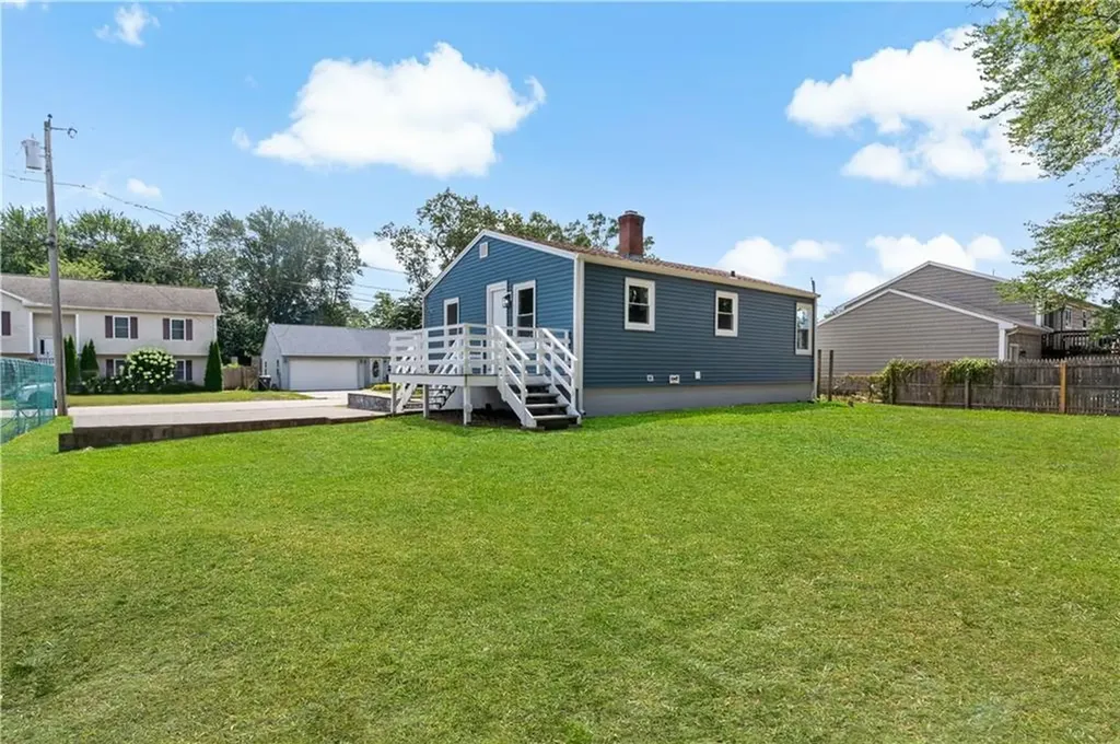 89 Bethel Street Warwick RI 02889