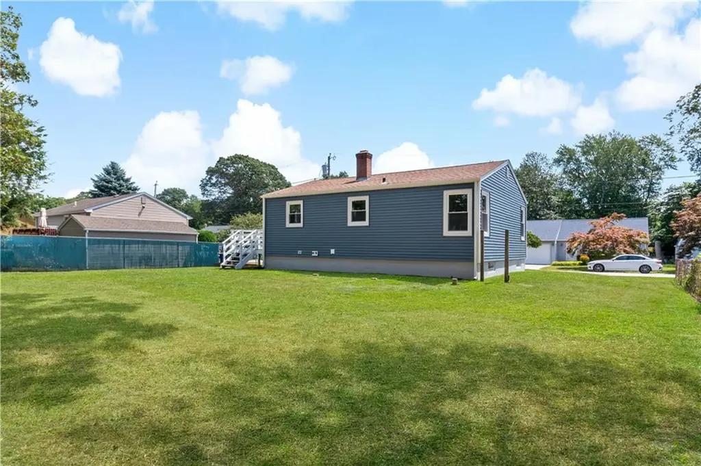 89 Bethel Street Warwick RI 02889