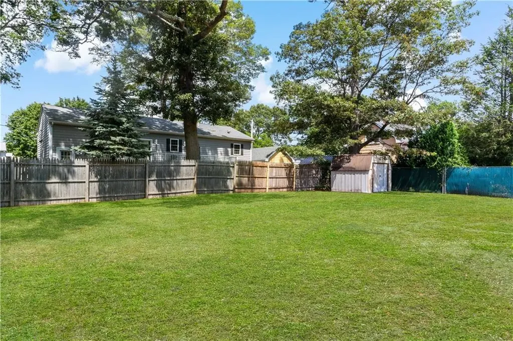 89 Bethel Street Warwick RI 02889