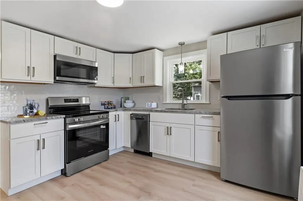 89 Bethel Street Warwick RI 02889