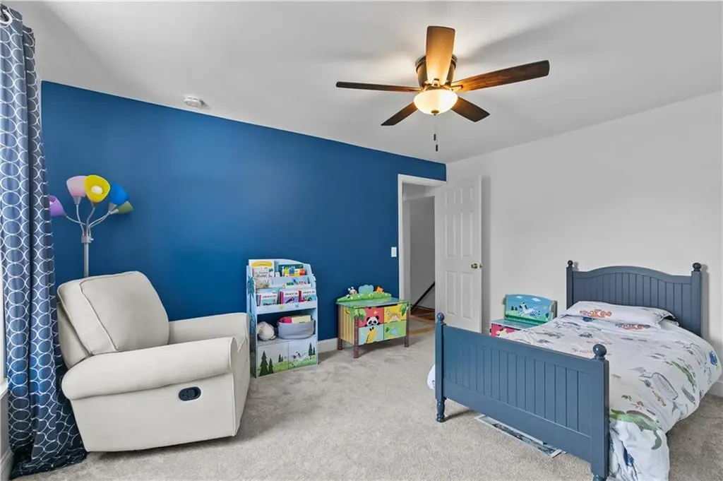 93 East Main Road Portsmouth RI 02871