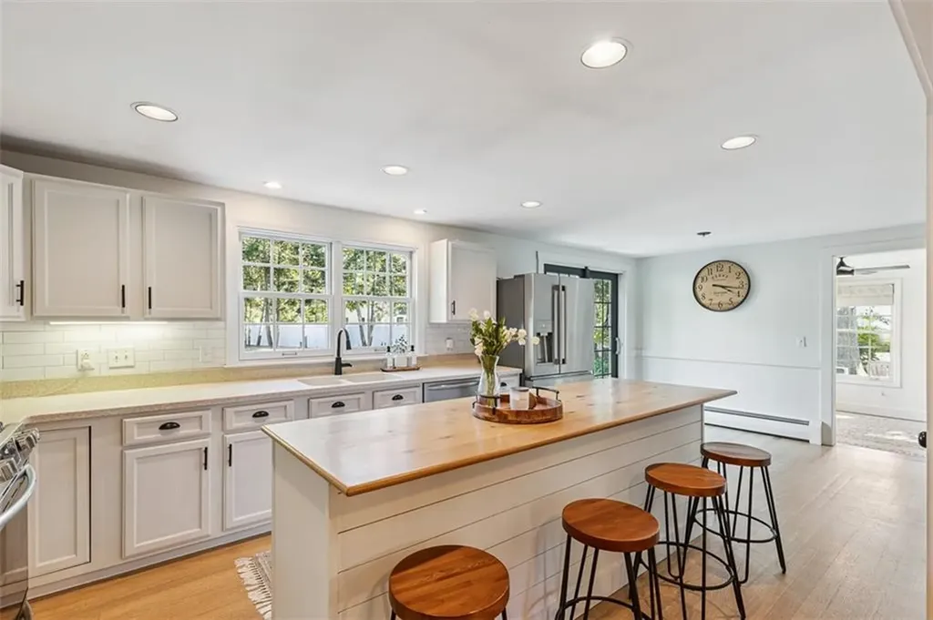 15 Birchwood Drive Cumberland RI 02864
