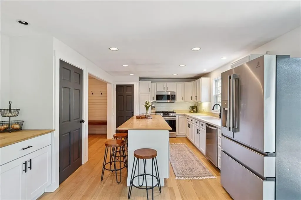 15 Birchwood Drive Cumberland RI 02864