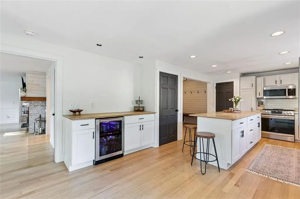 15 Birchwood Drive Cumberland RI 02864