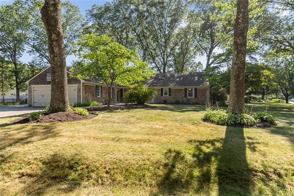 15 Birchwood Drive Cumberland RI 02864
