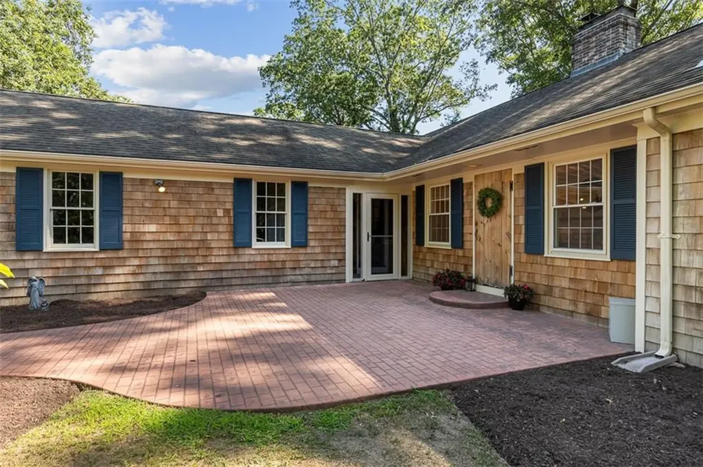 15 Birchwood Drive Cumberland RI 02864