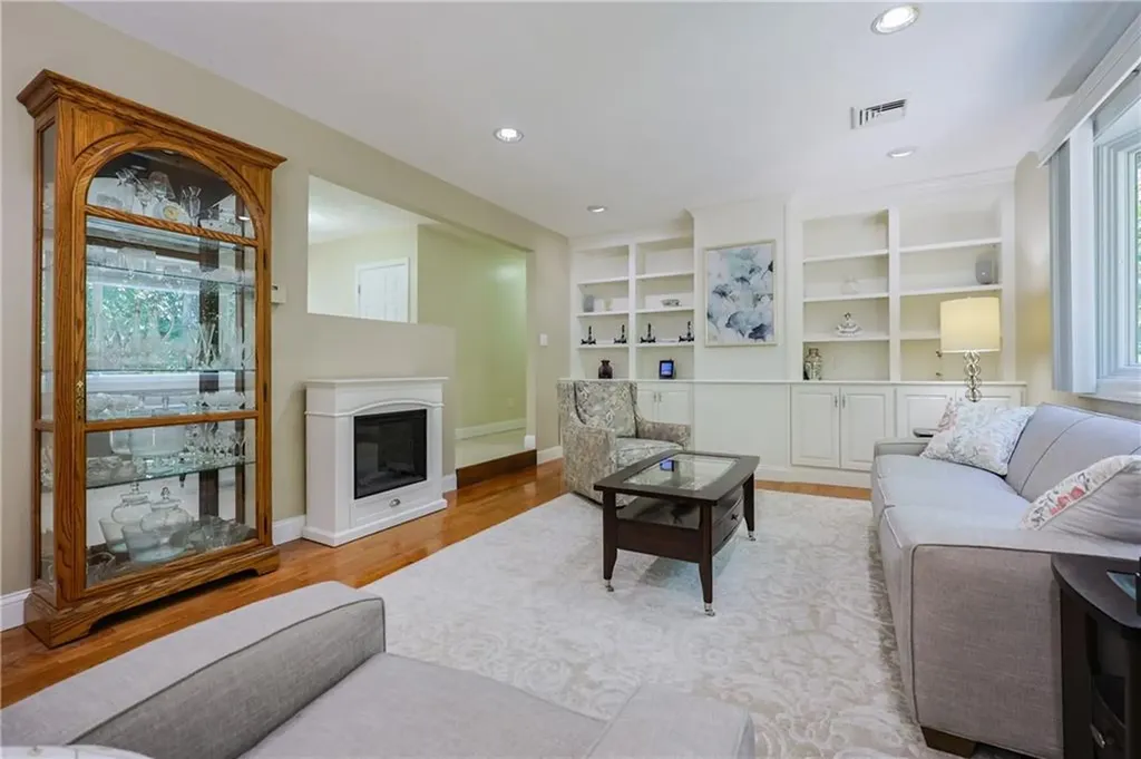 34 Latham Farm Road Smithfield RI 02917
