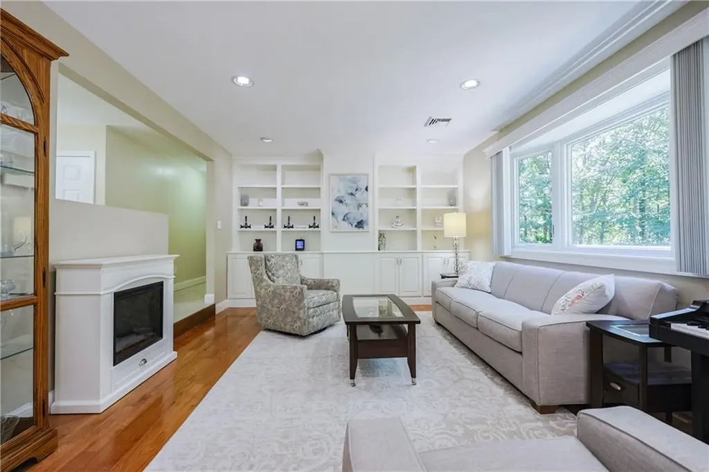 34 Latham Farm Road Smithfield RI 02917
