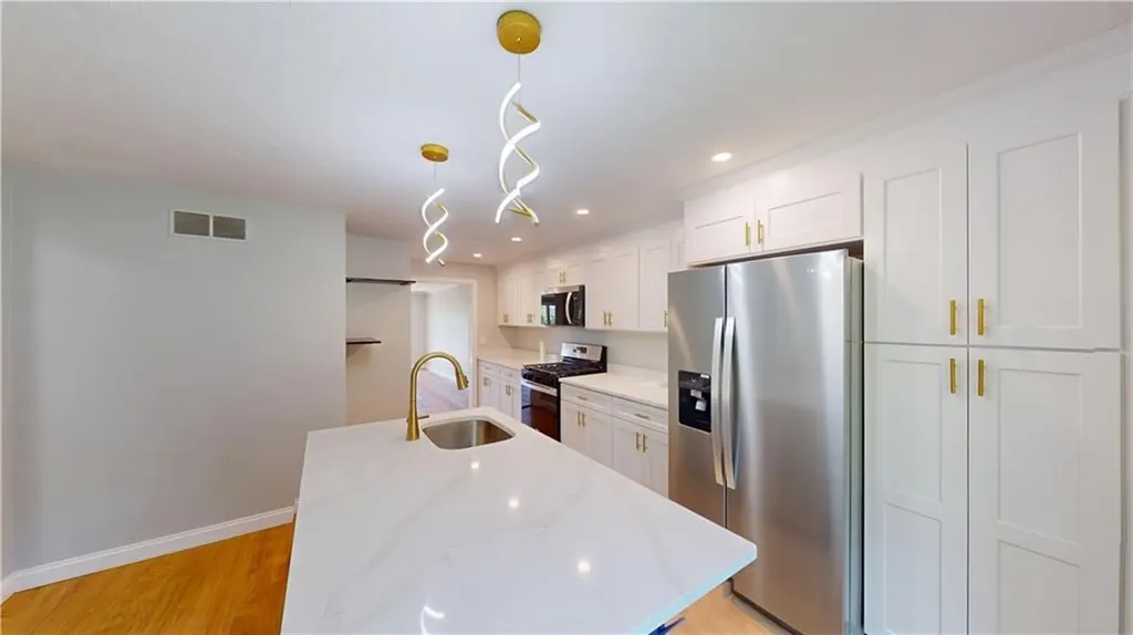 40 Waterview Drive Smithfield RI 02917