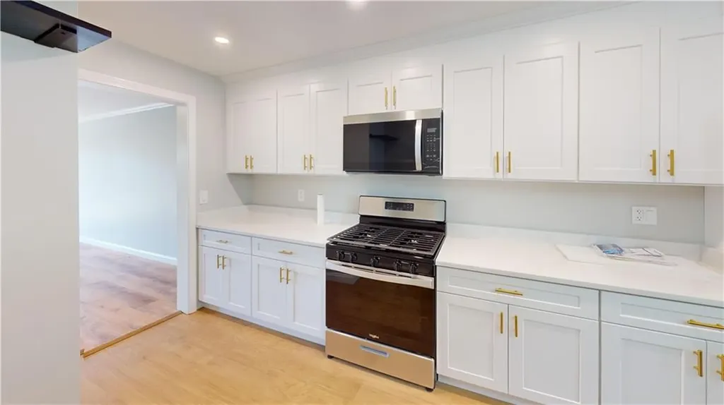 40 Waterview Drive Smithfield RI 02917