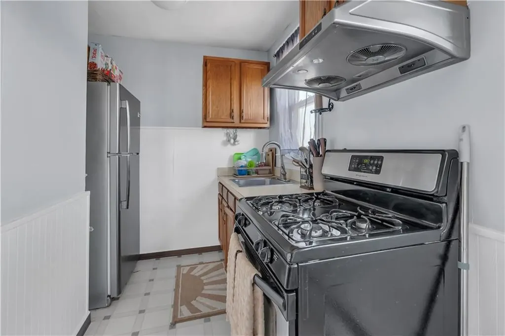 110 Brewster Street Pawtucket RI 02860