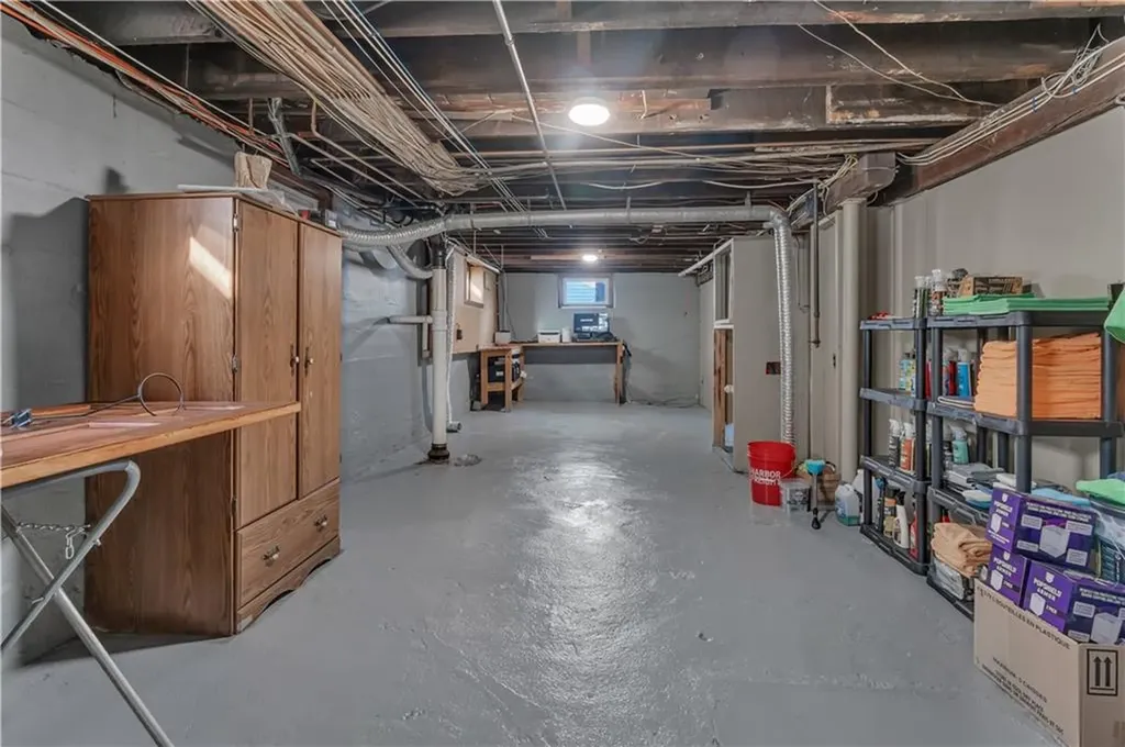 110 Brewster Street Pawtucket RI 02860