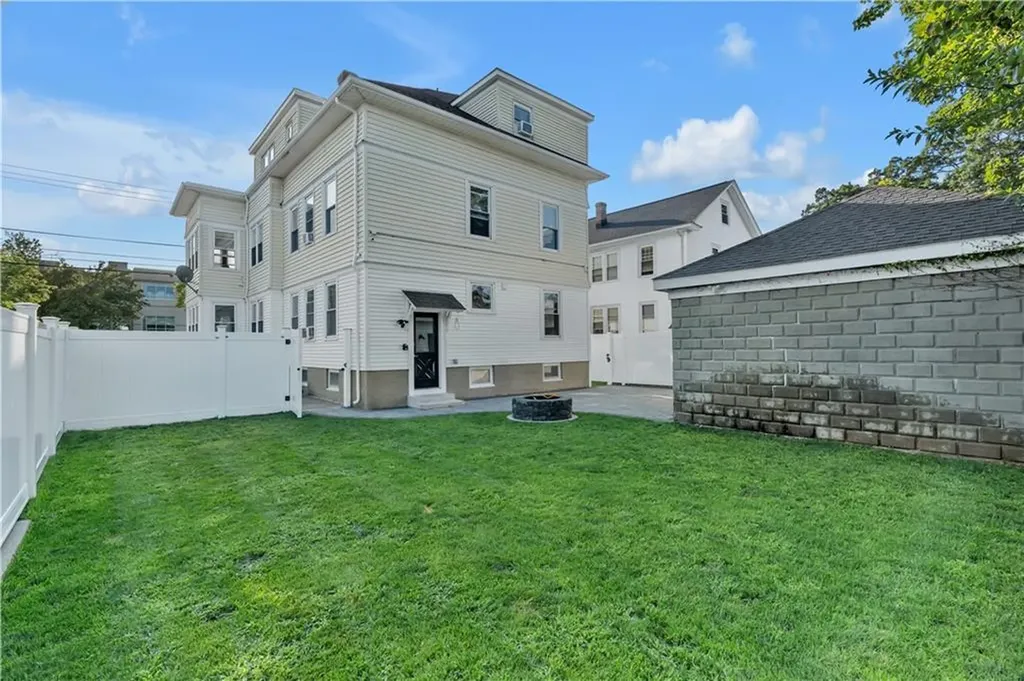110 Brewster Street Pawtucket RI 02860