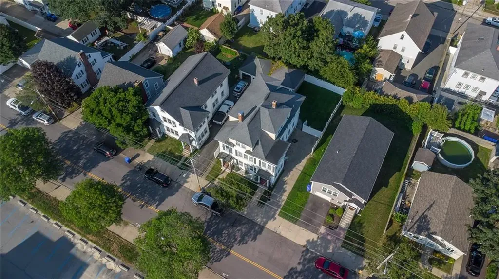 110 Brewster Street Pawtucket RI 02860
