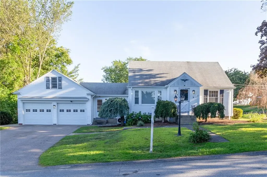 9 Cannon Street Cranston RI 02920