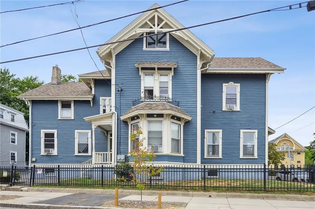 593 Broad Street Providence RI 02907