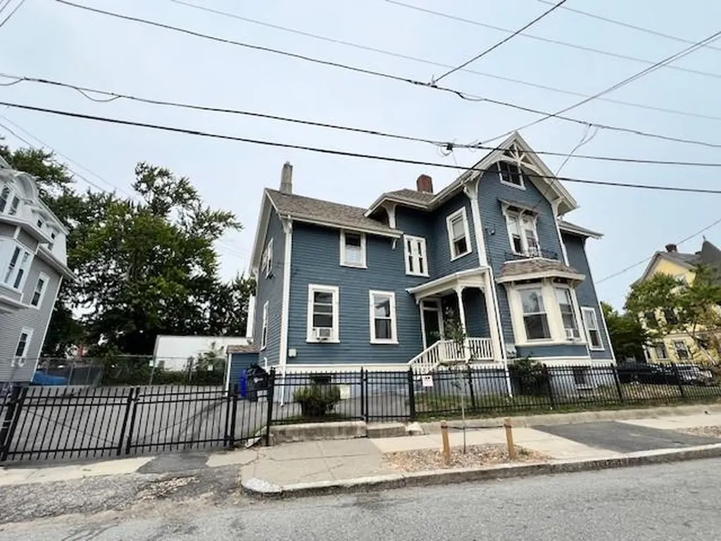 593 Broad Street Providence RI 02907