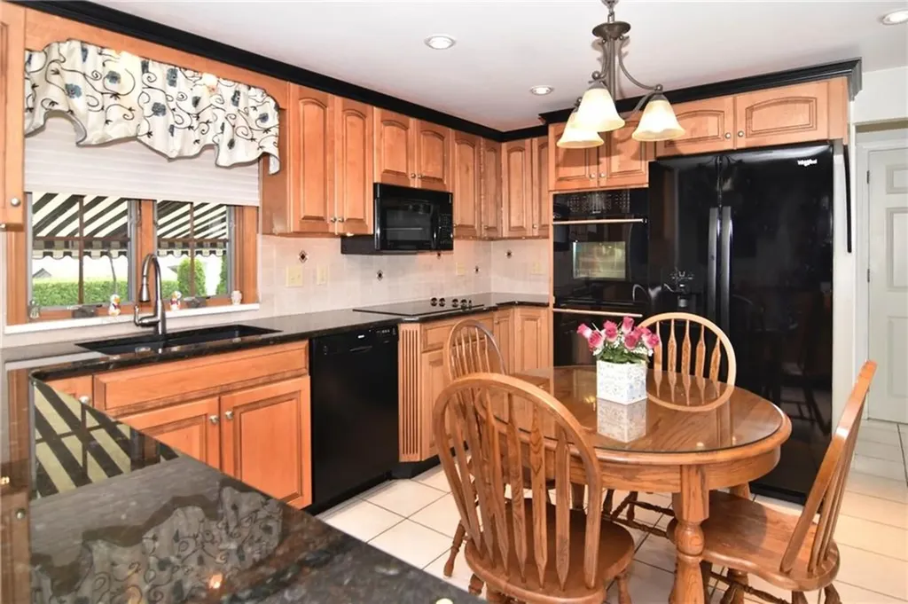 2 Capri Drive Johnston RI 02919