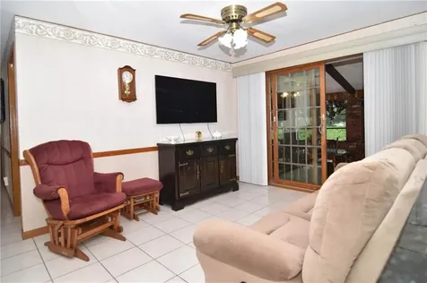 2 Capri Drive Johnston RI 02919