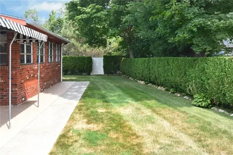 2 Capri Drive Johnston RI 02919