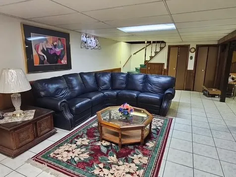 2 Capri Drive Johnston RI 02919