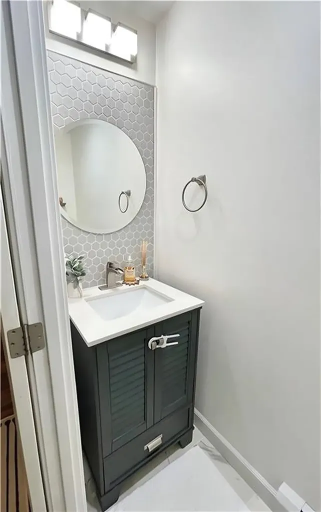 8 Orchard Street West Warwick RI 02893