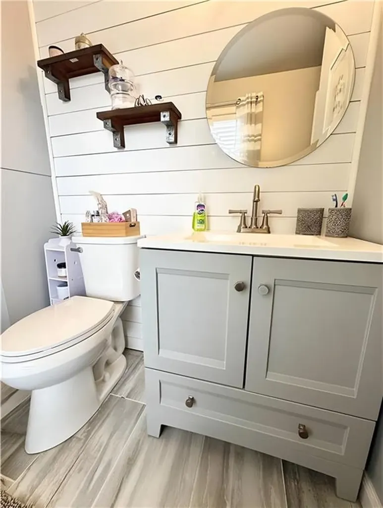 8 Orchard Street West Warwick RI 02893
