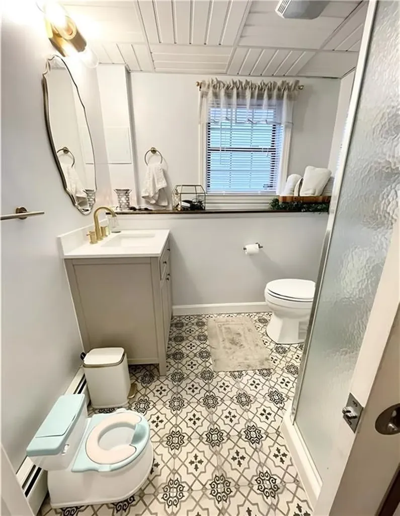 8 Orchard Street West Warwick RI 02893