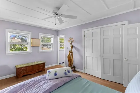 72 Highland Avenue Barrington RI 02806