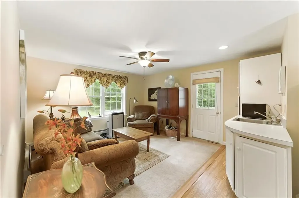 154 Black Pond Road Charlestown RI 02813