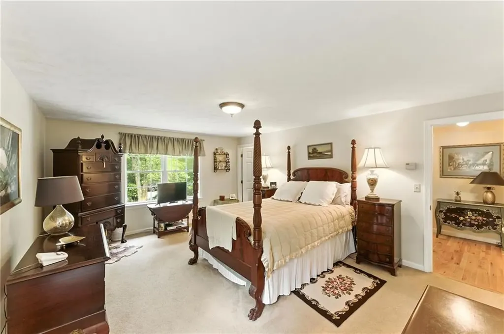 154 Black Pond Road Charlestown RI 02813