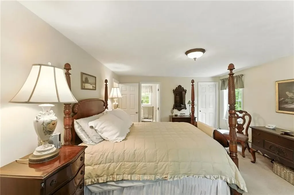 154 Black Pond Road Charlestown RI 02813