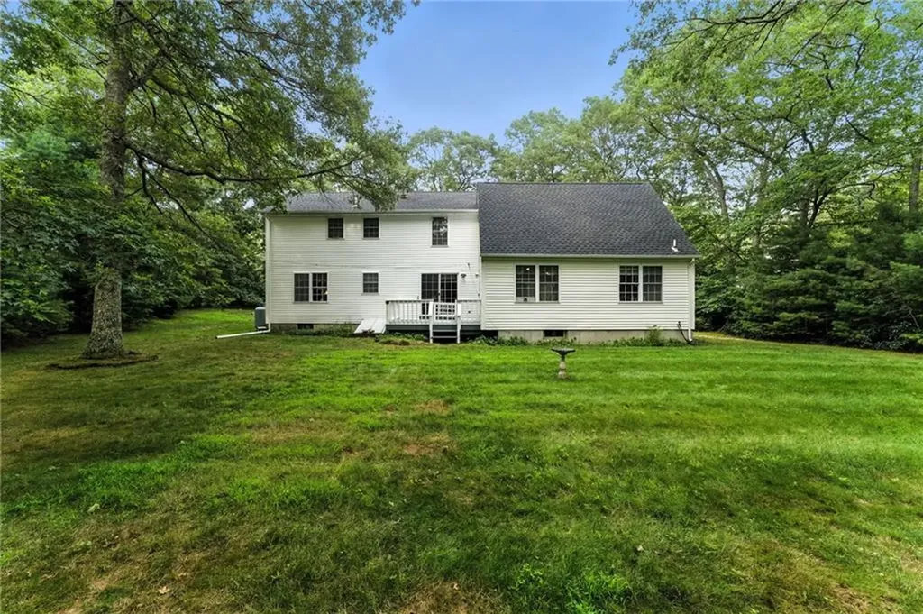 154 Black Pond Road Charlestown RI 02813
