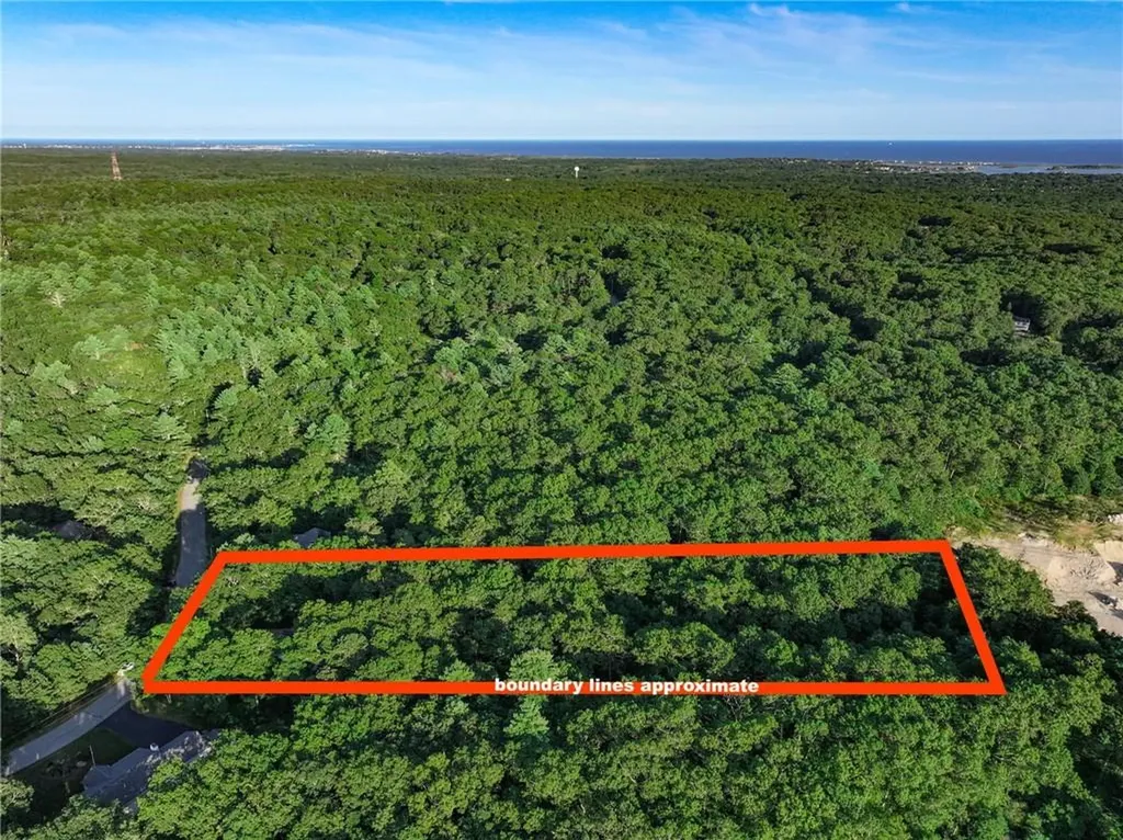 154 Black Pond Road Charlestown RI 02813