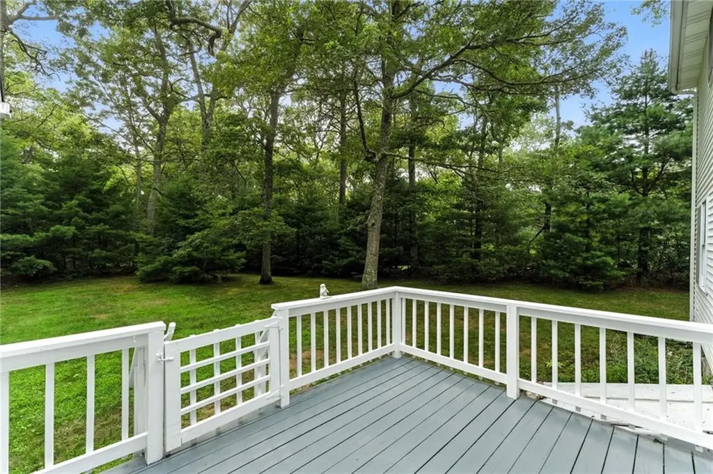 154 Black Pond Road Charlestown RI 02813