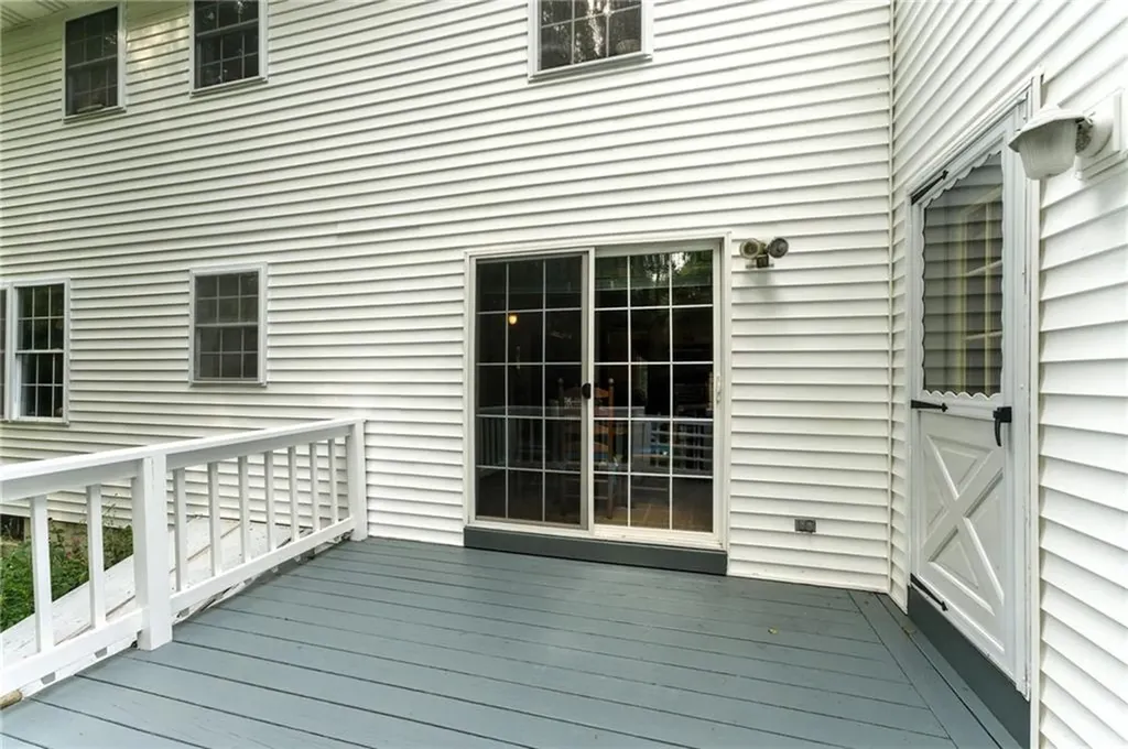 154 Black Pond Road Charlestown RI 02813
