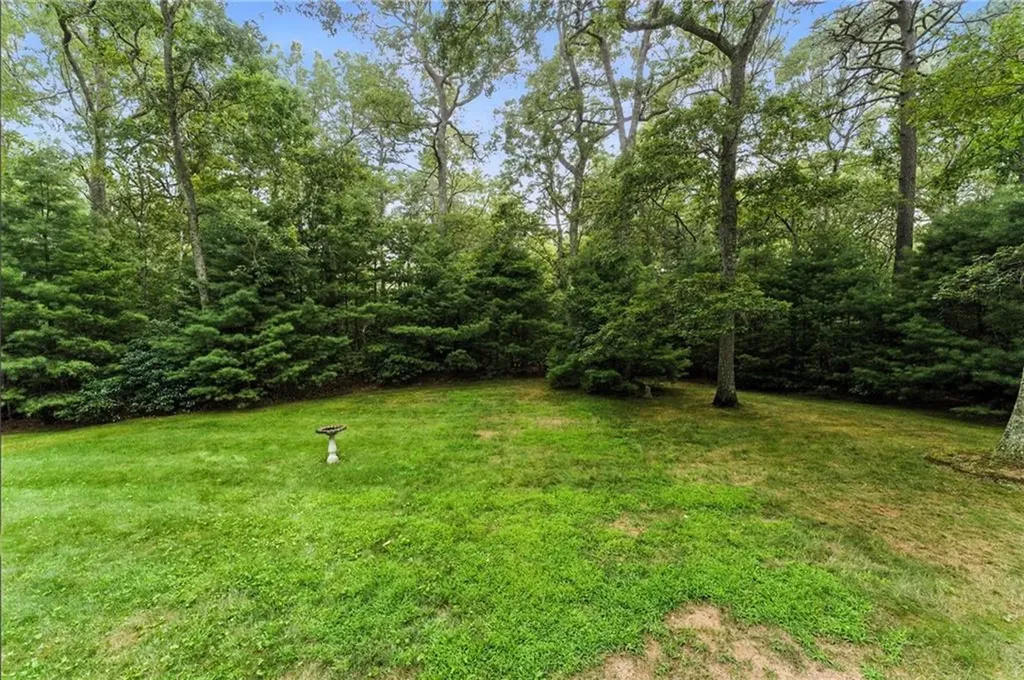 154 Black Pond Road Charlestown RI 02813