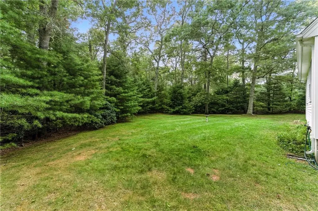 154 Black Pond Road Charlestown RI 02813
