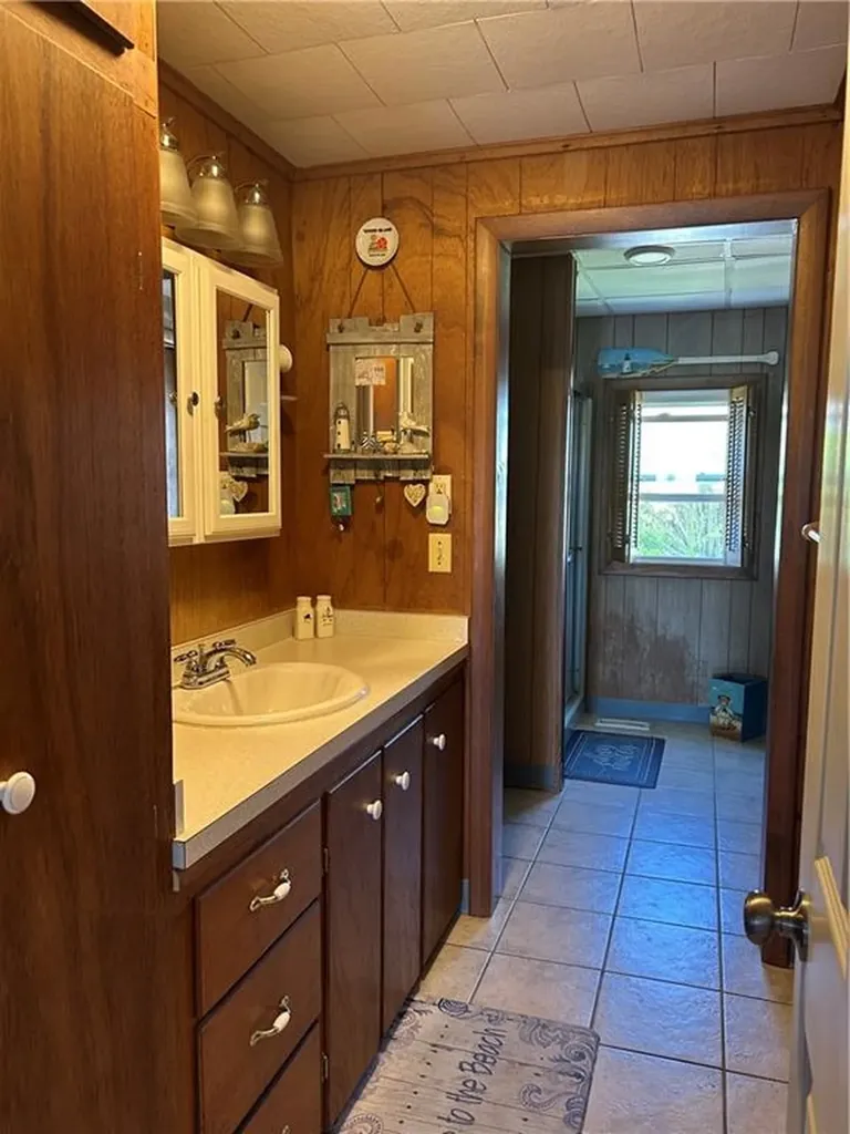 4 Arbeth Road Narragansett RI 02879