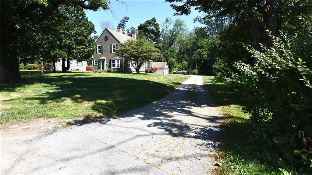 144 Woonsocket Hill Road North Smithfield RI 02896