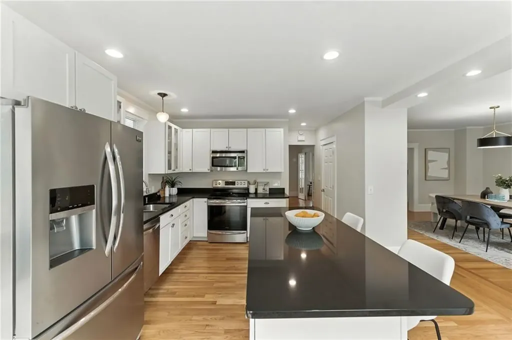 48 Grotto Avenue Providence RI 02906