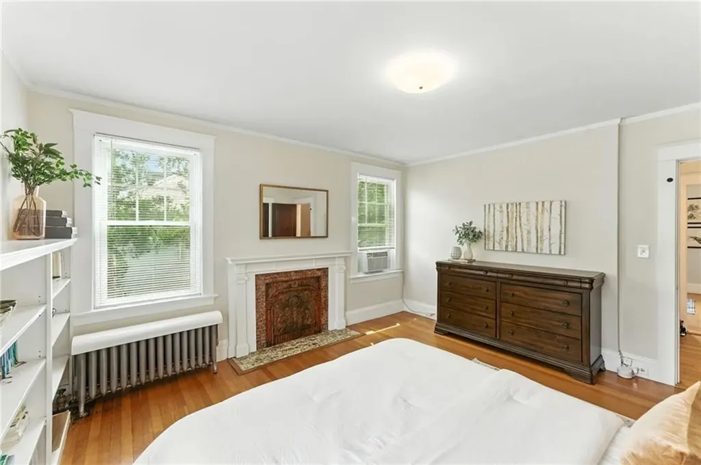 48 Grotto Avenue Providence RI 02906