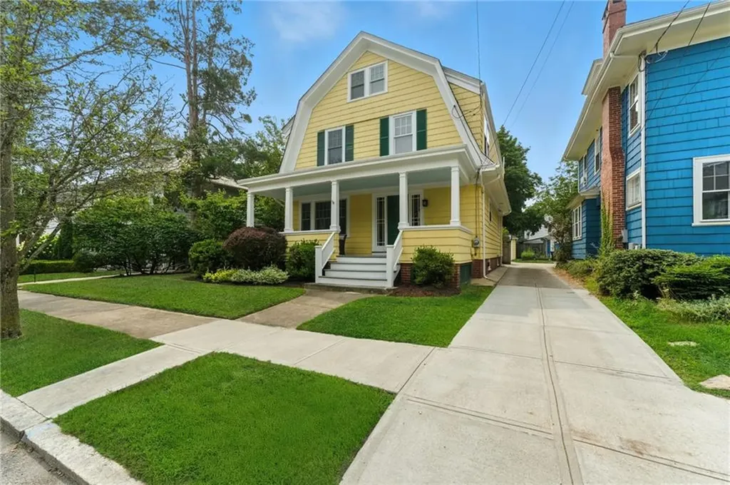 48 Grotto Avenue Providence RI 02906