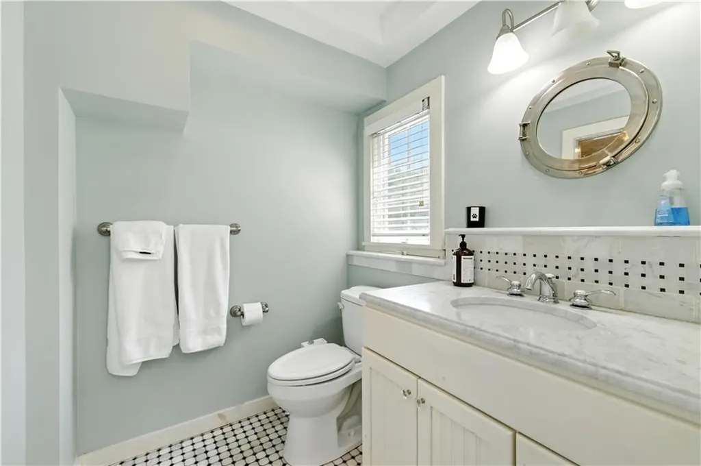 60 Avondale Road Westerly RI 02891
