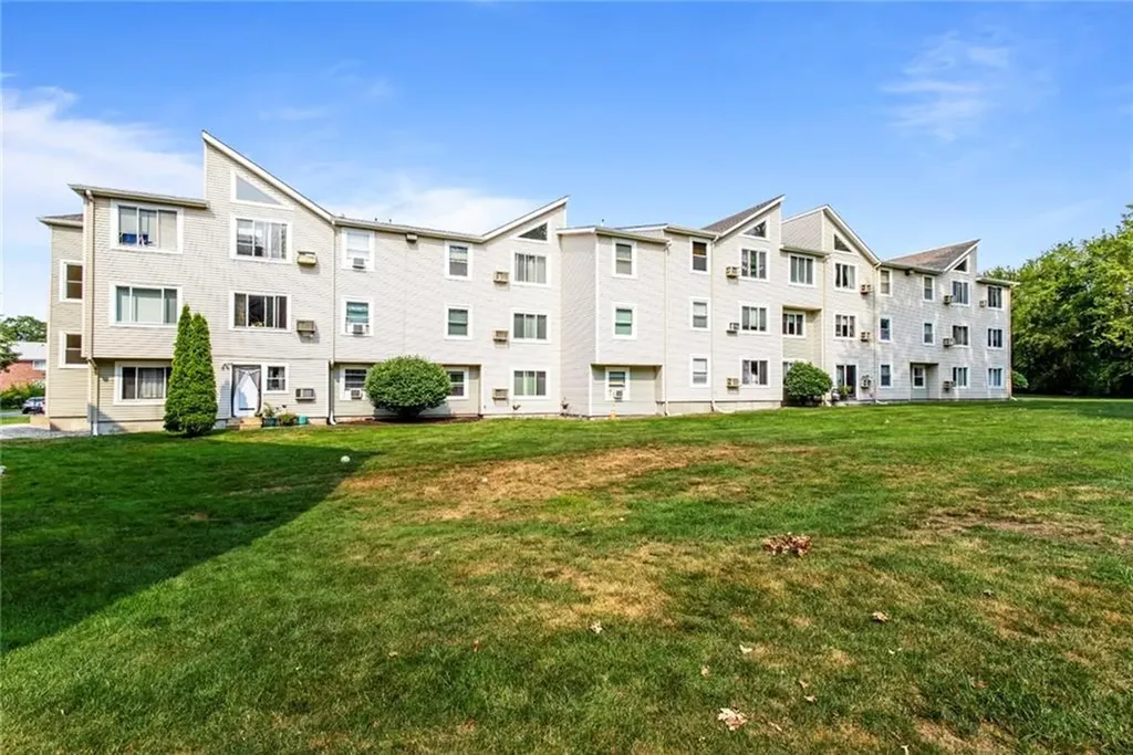 200 Woodlawn Avenue North Providence RI 02904