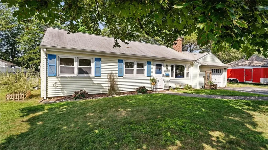 239 Richmond Drive Warwick RI 02888
