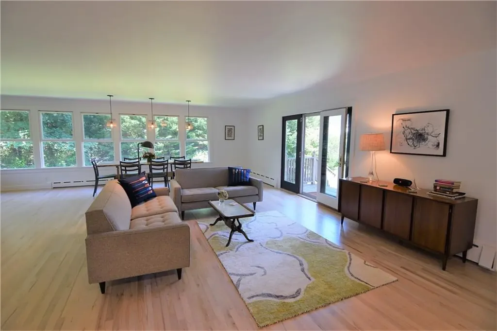 197 Coggeshall Avenue Newport RI 02840