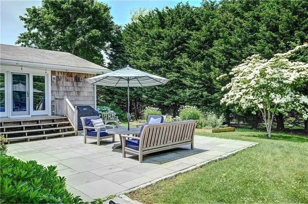 197 Coggeshall Avenue Newport RI 02840