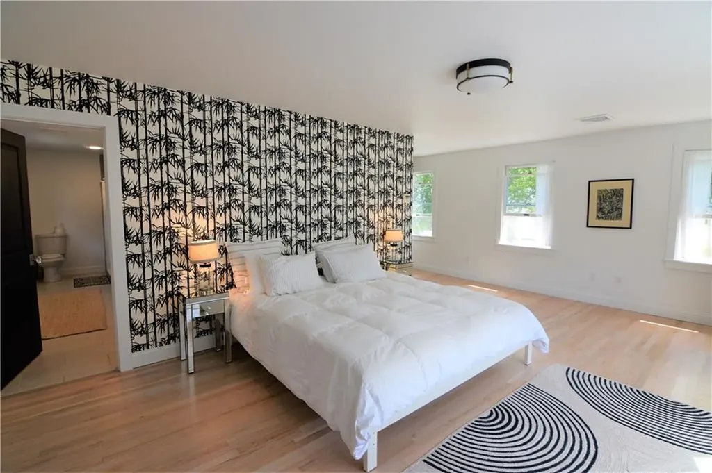 197 Coggeshall Avenue Newport RI 02840