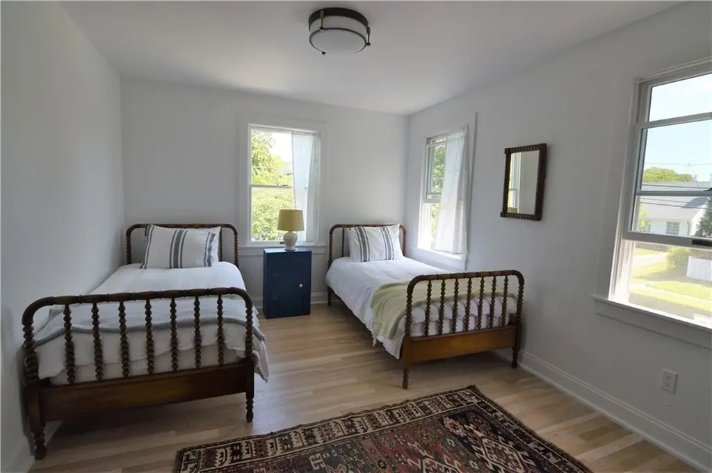 197 Coggeshall Avenue Newport RI 02840